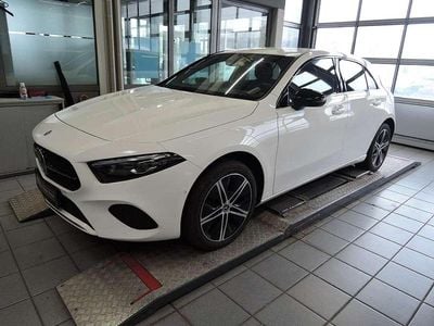 Second-hand Mercedes A250 Progressive 163 CP (119 kW) 2023 Alb Berlinǎ