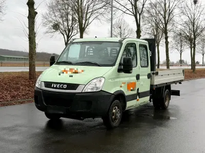 Usata Iveco Daily 130 CV (95 kW) 2009 Verde Berlina