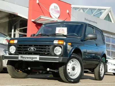 Neu Lada niva 83 PS (61 kW) 2026 Grün SUV