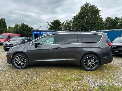 Gebraucht Chrysler Pacifica 291 PS (214 kW) 2021 Grau SUV
