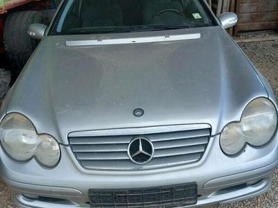 Mercedes C180