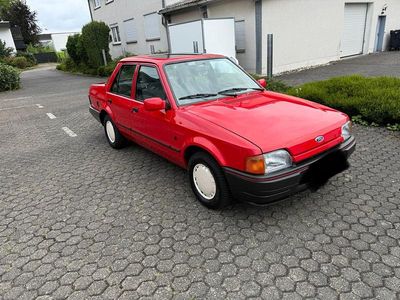 Gebraucht Ford Orion 73 PS (53 kW) 1990 Rot Limousine