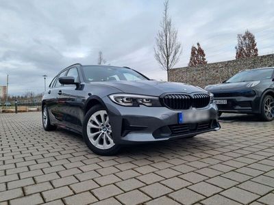 gebraucht BMW 320 d Touring Automatik Pano,LED,