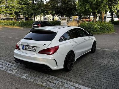 Mercedes CLA45 AMG Shooting Brake