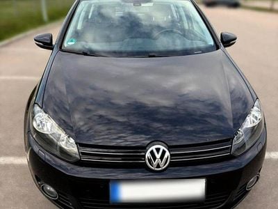 Second-hand VW Golf VI Team 105 CP (77 kW) 2010 Negru Hatchback