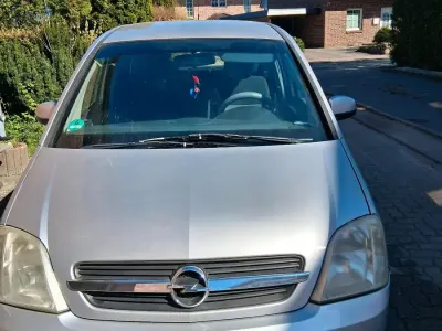 Second-hand Opel Meriva 90 CP (66 kW) 2005 Argintiu Monovolum
