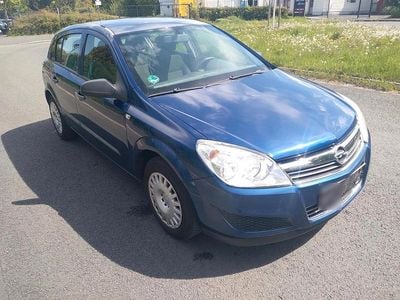 Second-hand Opel Astra 90 CP (66 kW) 2009 Albastru Hatchback
