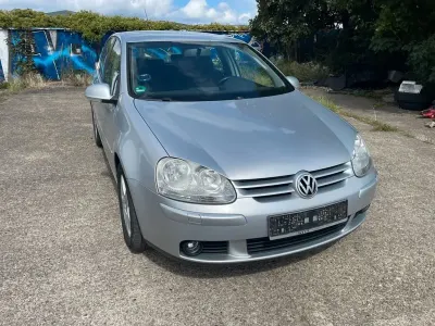 Gebraucht VW Golf V 105 PS (77 kW) 2007 Silber Limousine