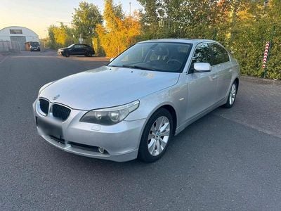 BMW 523