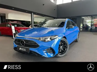 Gebraucht Mercedes CLA220 AMG 211 PS (155 kW) 2026 Blau Limousine