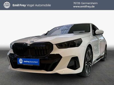 Neu BMW 520 Performance 197 PS (144 kW) 2026 Weiß Limousine