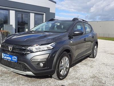 Gebraucht Dacia Sandero Stepway 91 PS (66 kW) 2022 Grau Kleinwagen