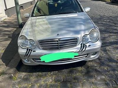 Mercedes C180