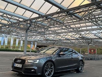 Gebraucht Audi A5 Sport 230 PS (169 kW) 2015 Grau Coupé