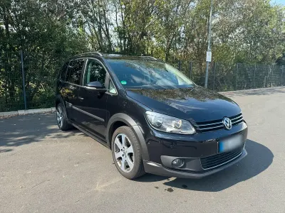 Gebraucht VW Touran Cross 177 PS (130 kW) 2012 Schwarz Van / Kleinbus