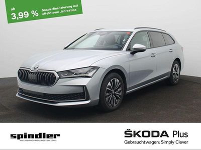 Gebraucht Skoda Superb Selection 150 PS (110 kW) 2025 Pebble silber metallic Kombi