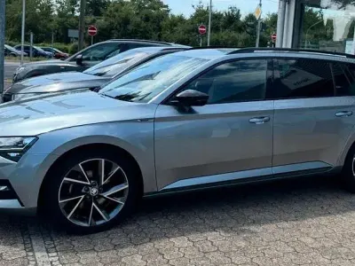 Gebraucht Skoda Superb 150 PS (110 kW) 2020 Kombi