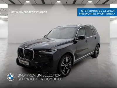 Gebraucht BMW X7 M Sport 530 PS (389 kW) 2024 Schwarz SUV