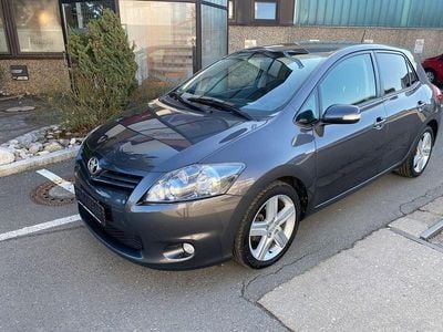 Gebraucht Toyota Auris Club 132 PS (97 kW) 2010 Grau Kleinwagen
