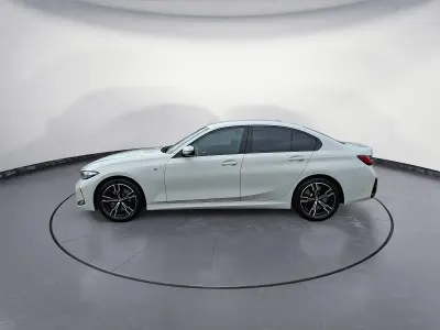 Gebraucht BMW 320 M Sport 190 PS (139 kW) 2025 Weiß Limousine