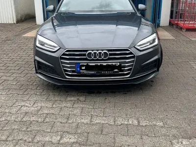 Gebraucht Audi A5 Sportback Sport 190 PS (139 kW) 2018 Grau Kleinwagen