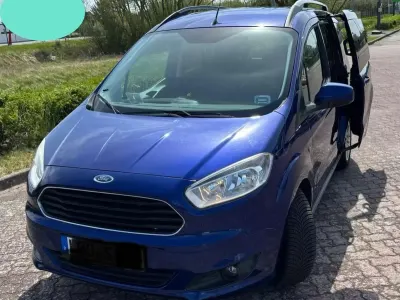 Używany Ford Transit Basis 101 KM (74 kW) 2017 Niebieski Kombi