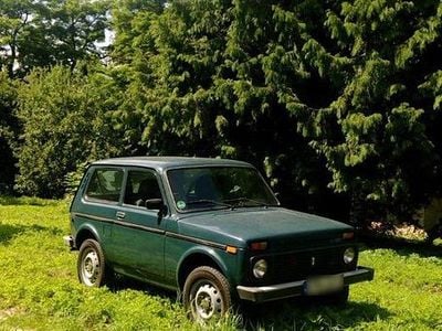 Second-hand Lada niva 82 CP (60 kW) 2005 Verde SUV