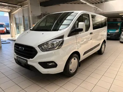 Gebraucht Ford Transit 131 PS (96 kW) 2019 Weiß Van