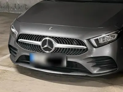 Gebraucht Mercedes A200 AMG line 163 PS (119 kW) 2018 Grau Kleinwagen