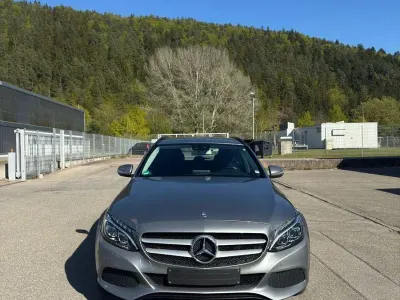 Gebraucht Mercedes C220 Business 170 PS (125 kW) 2015 Grau Kombi