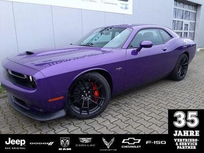 Gebraucht Dodge Challenger 377 PS (277 kW) 2024 Plum crazy Coupé