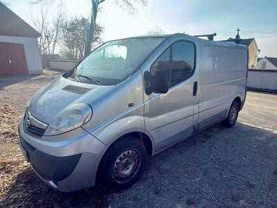 Gebraucht Opel Vivaro 136 PS (100 kW) 2010 Grau Van / Kleinbus
