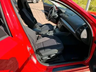 Gebraucht BMW 116 122 PS (89 kW) 2008 Rot Kleinwagen