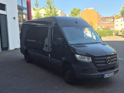 Gebraucht Mercedes Sprinter 114 PS (83 kW) 2022 Braun Van