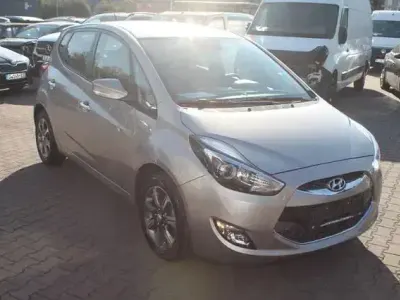 Gebraucht Hyundai ix20 Trend 125 PS (91 kW) 2017 Weiß Kleinwagen