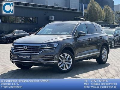 Gebraucht VW Touareg 231 PS (169 kW) 2023 Grau SUV
