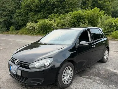 Gebraucht VW Golf VI 80 PS (58 kW) 2009 Schwarz Kleinwagen