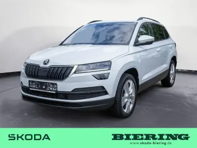 Gebraucht Skoda Karoq Style 150 PS (110 kW) 2022 Moonweiß perleffekt SUV