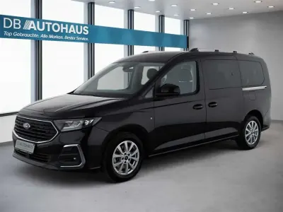 Gebraucht Ford Tourneo Titanium 122 PS (89 kW) 2024 Ink black metallic Van / Kleinbus