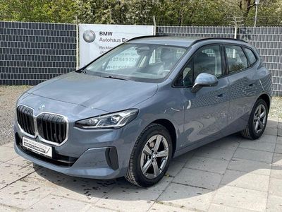 Gebraucht BMW 220 Active Tourer 170 PS (125 kW) 2025 Grau Van / Kleinbus