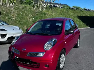Gebraucht Nissan Micra 65 PS (47 kW) 2009 Rot Limousine