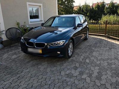 Second-hand BMW 320 184 CP (135 kW) 2015 Albastru Break