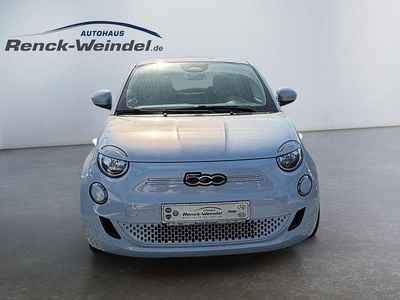 Second-hand Fiat 500e Icon 86 kW (118 CP) 2022 Albastru Hatchback