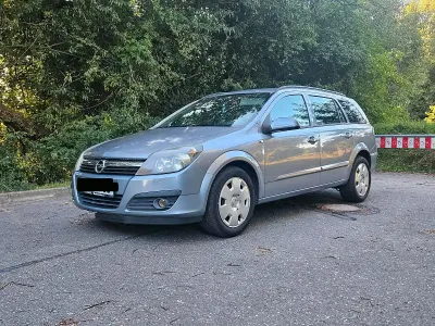 Gebraucht Opel Astra 105 PS (77 kW) 2005 Grau Kombi