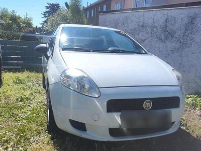 Gebraucht Fiat Punto 80 PS (58 kW) 2011 Weiß Kleinwagen