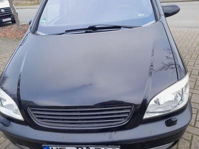 Schwarz Gebraucht 2003 Opel Zafira Van / Kleinbus | 1.500 €
