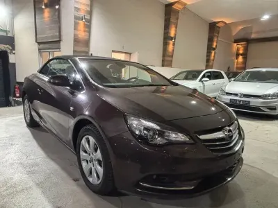 Gebraucht Opel Cascada Edition 170 PS (125 kW) 2017 Cabrio