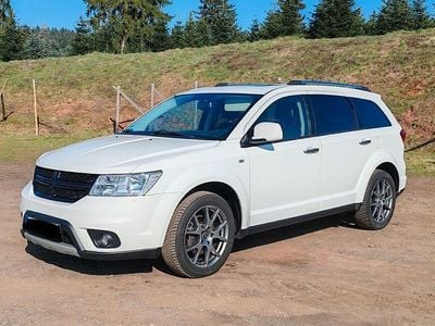 Gebraucht Fiat Freemont 170 PS (125 kW) 2015 Weiß SUV