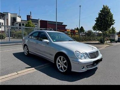 Mercedes C230