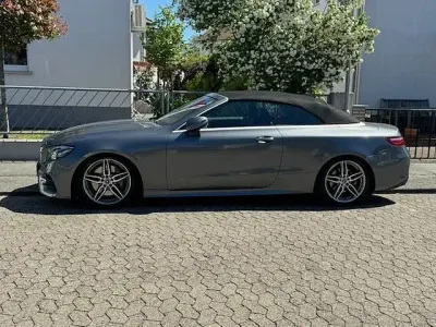 Usata Mercedes E400 333 CV (244 kW) 2018 Grigio Cabrio